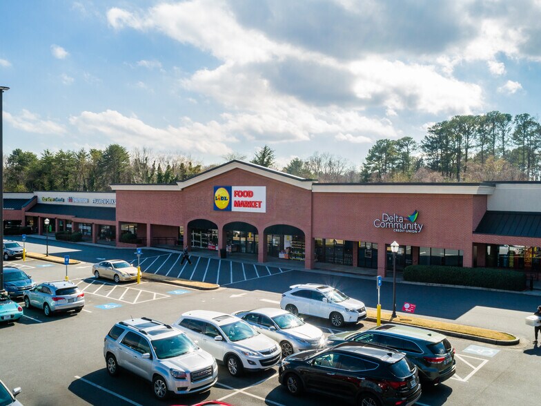 Primary Photo Of 1205 Johnson Ferry Rd, Marietta Unknown For Lease