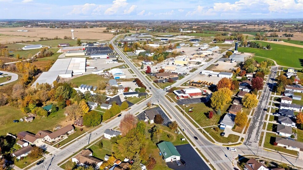 More Photos Of 2131 Calumet Dr, New Holstein Medical For Lease