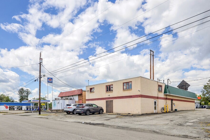 More Photos Of 110 E Pennsylvania Ave, New Stanton General Retail For Sale