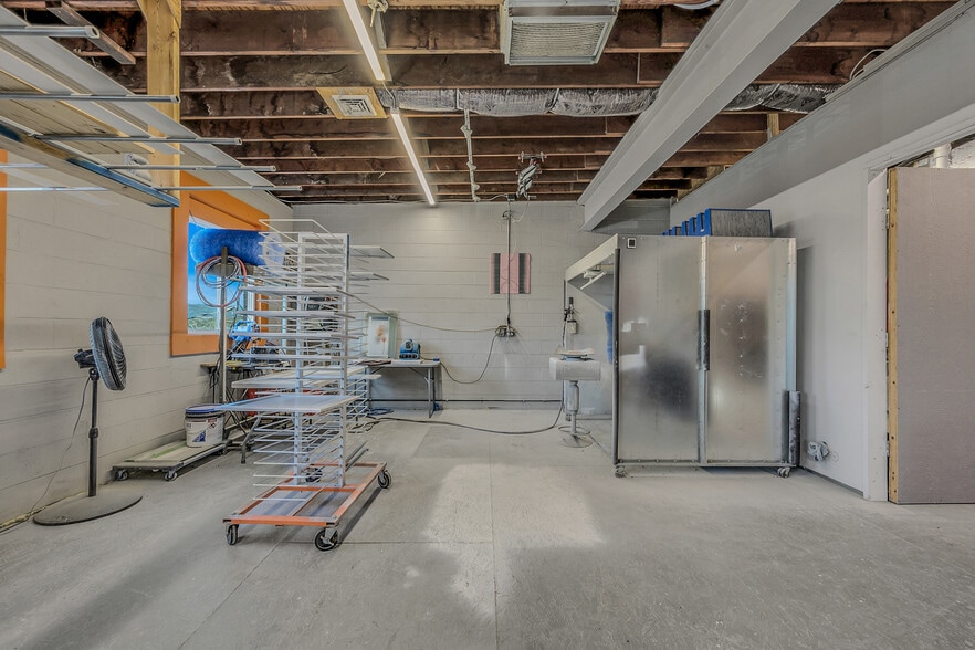 More Photos Of 515 Wyoming Ave, Scranton Flex For Sale