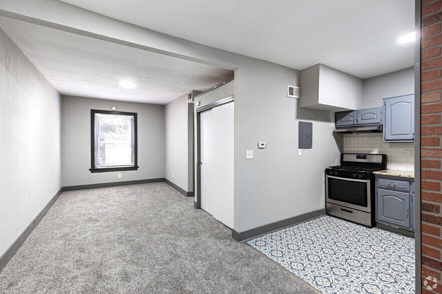 More Photos Of 3227 Central St, Kansas City Apartments For Sale