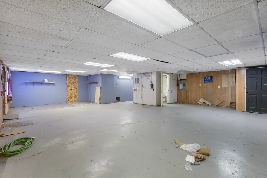 More Photos Of 163 S Main St, Huntington Office Residential For Sale