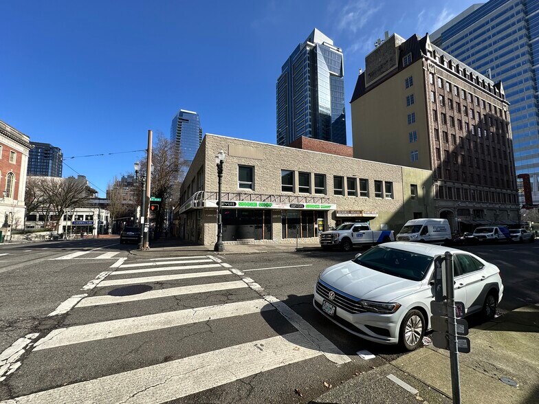 More Photos Of 822-838 SW 10th Ave, Portland Office For Lease