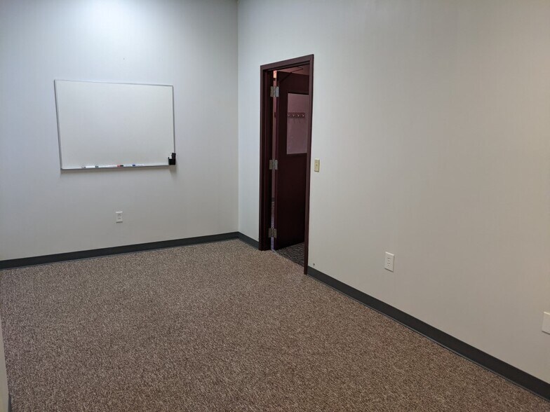 More Photos Of 1255 Scalp Ave, Johnstown Freestanding For Lease