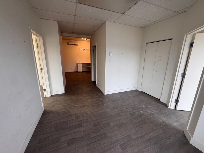 More Photos Of 1330 Rue Louis-Marchand, Beloeil Warehouse For Sale