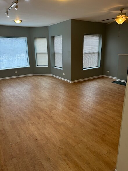 More Photos Of 5840 S King Dr, Chicago Apartments For Sale