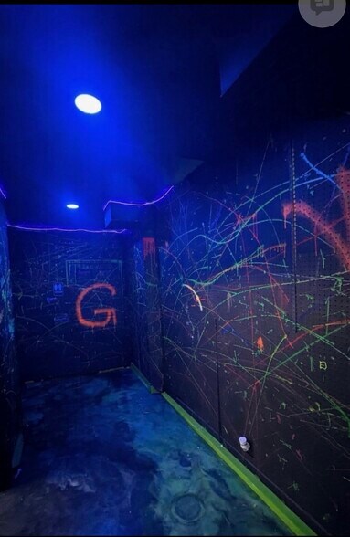 More Photos Of 245 Commercial St, Eagle Pass Storefront For Sale