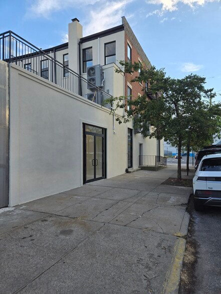 More Photos Of 72 Van Dyke St, Brooklyn Apartments For Lease