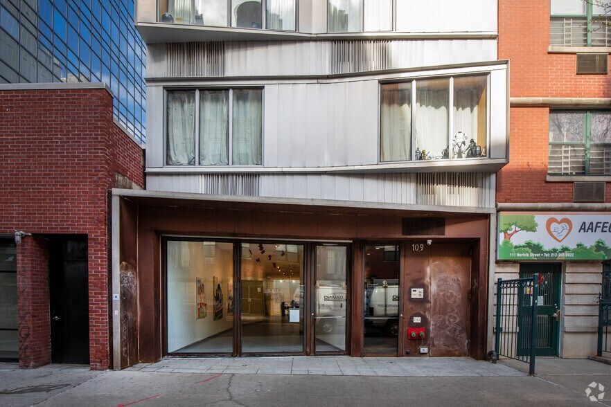 More Photos Of 109 Norfolk St, New York Apartments For Sale