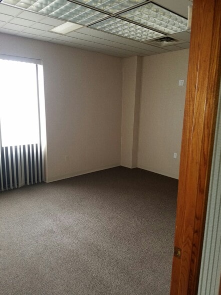 More Photos Of 201 3rd St, Parkersburg Office For Sale