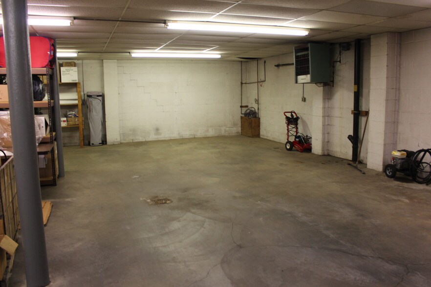 More Photos Of 725 Main St, Wintersville Restaurant For Sale