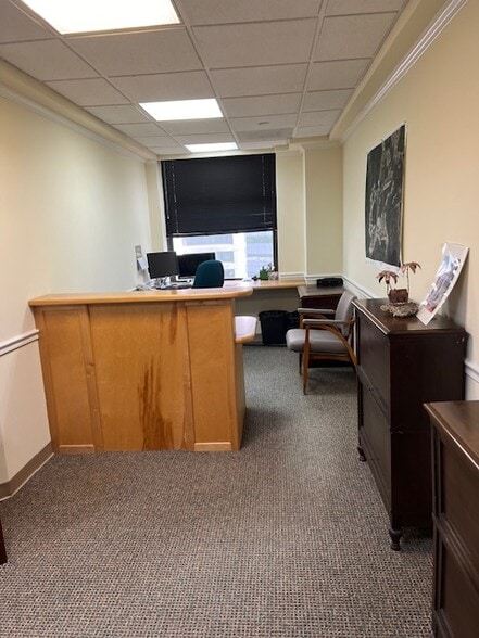 More Photos Of 112 S Tryon St, Charlotte Office Residential For Sale