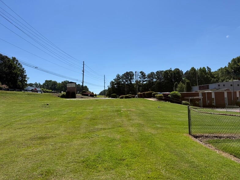 More Photos Of 5496 Highway 92, Acworth Religious Facility For Sale