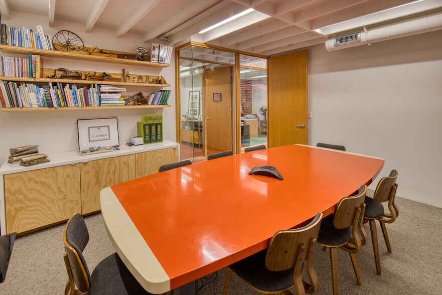 More Photos Of 882-886 Geary St, San Francisco Office For Sale