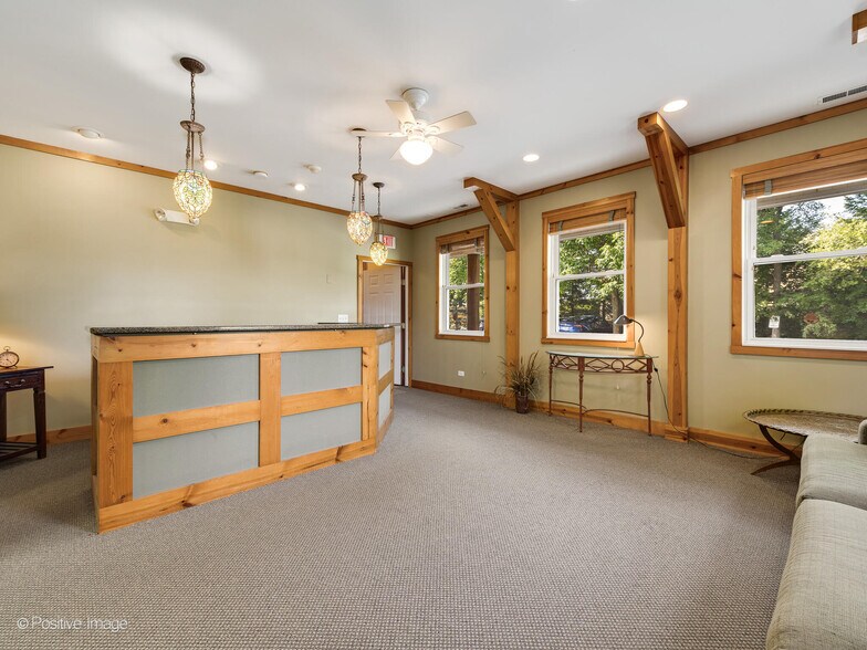 More Photos Of 1125 N Delany Rd, Gurnee Medical For Sale