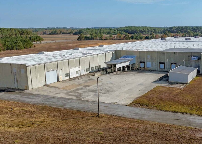 More Photos Of 1090 Joey Zorn Blvd, Barnwell Warehouse For Sale