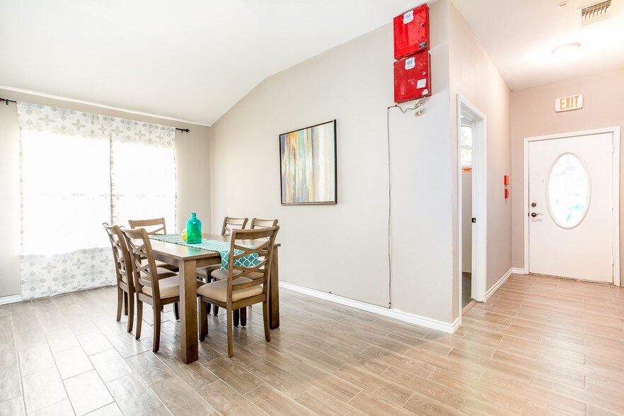 More Photos Of 647 Cypressgreen Dr, San Antonio Assisted Living For Sale