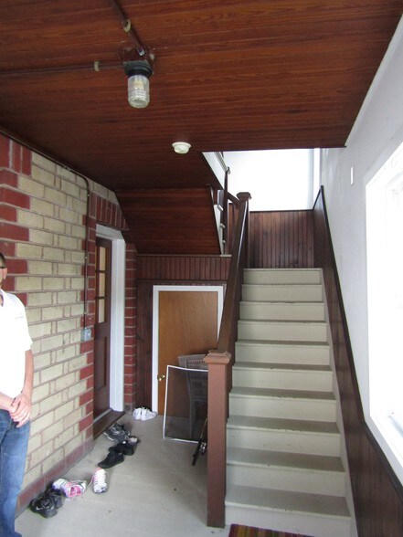 More Photos Of 141 Bellemonte Ave, Hawley Apartments For Sale