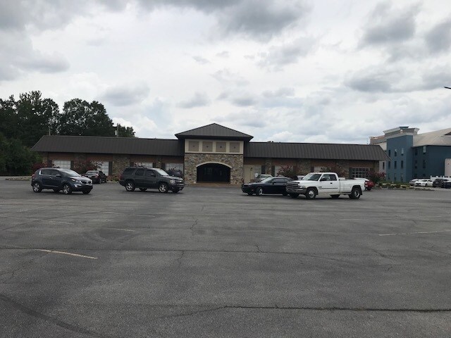 More Photos Of 2208 Danville Rd SW, Decatur Office For Lease