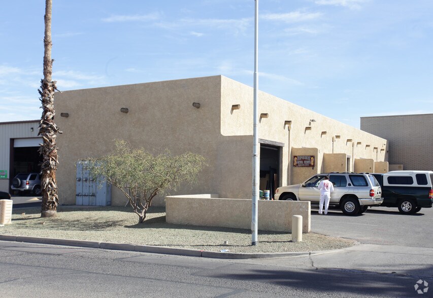 More Photos Of 7505-7515 N 69th Ave, Glendale Service For Lease