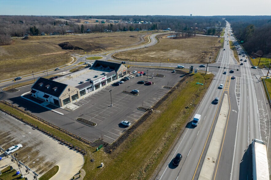 More Photos Of 50 Coughlin Ln, Delaware Storefront Retail Office For Lease