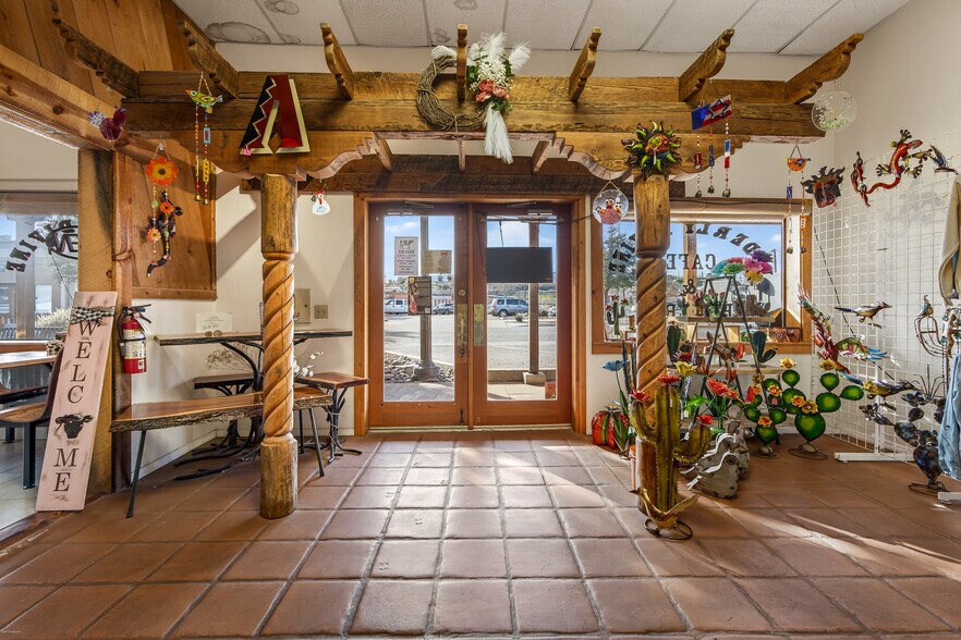 More Photos Of 545 S Main St, Camp Verde Storefront For Sale