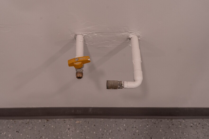 More Photos Of 4046 E Winslow Ave, Phoenix Warehouse For Lease