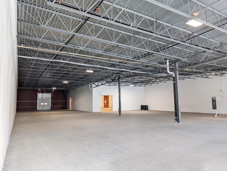 More Photos Of 34 Locke Rd, Concord Warehouse For Lease