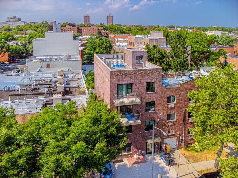 More Photos Of 16109 72nd Ave, Fresh Meadows Apartments For Sale