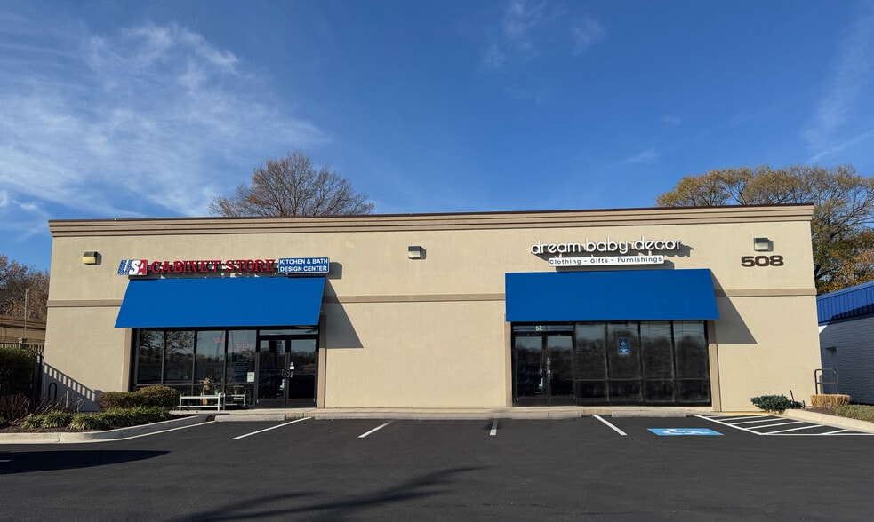 More Photos Of 508 Chinquapin Round Rd, Annapolis Storefront For Lease
