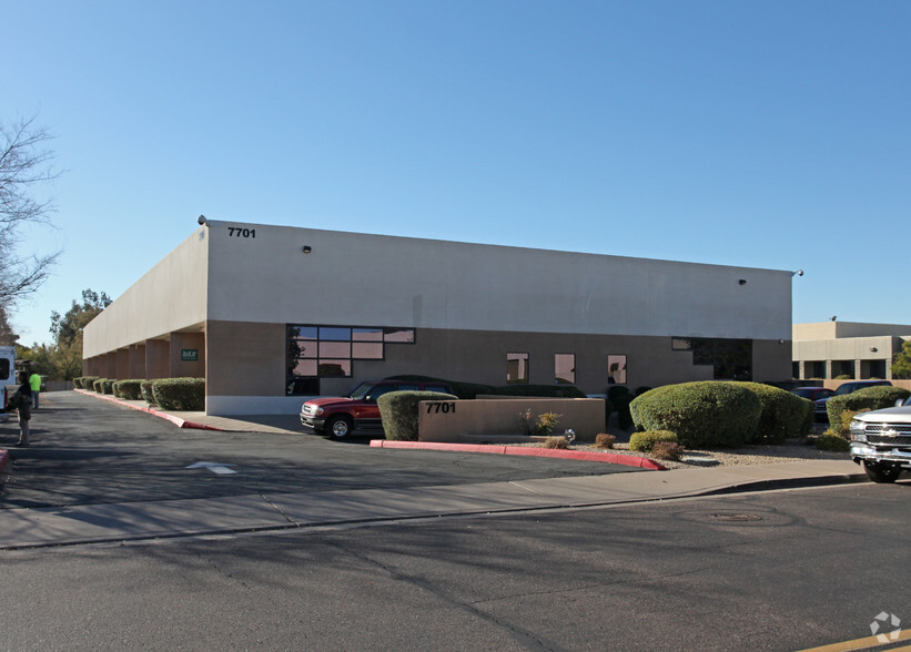 Primary Photo Of 7701 E Gray Rd, Scottsdale Light Distribution For Lease