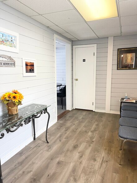 More Photos Of 377 Main St, Center Moriches Storefront Retail Office For Sale