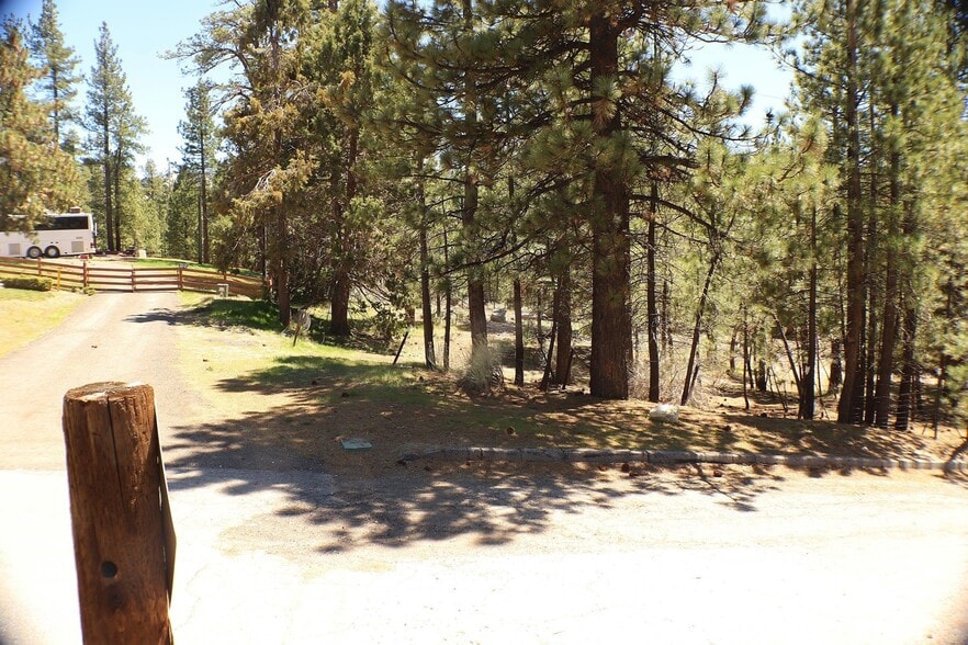 More Photos Of 42167 Big Bear Blvd, Big Bear Lake Land For Lease