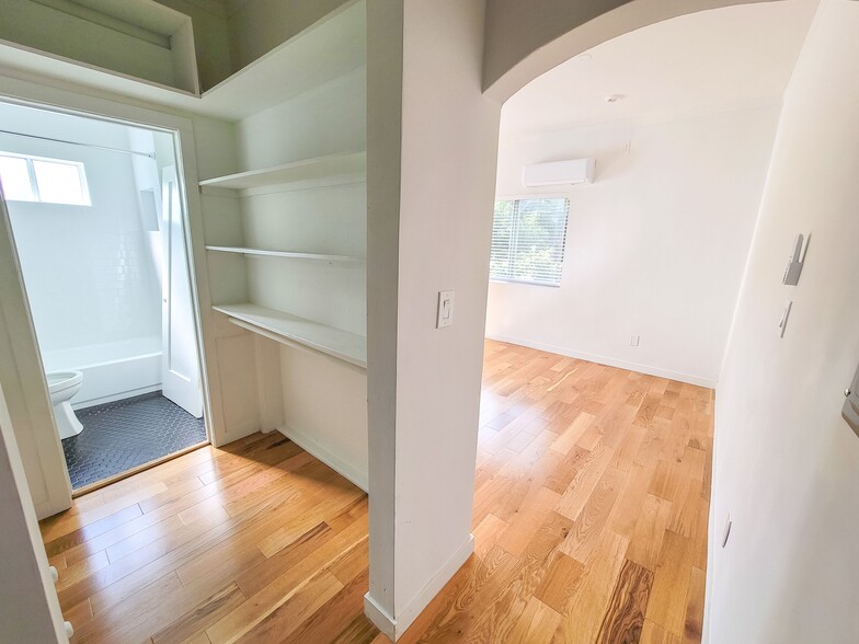 More Photos Of 1001 Hyperion Ave, Los Angeles Apartments For Sale