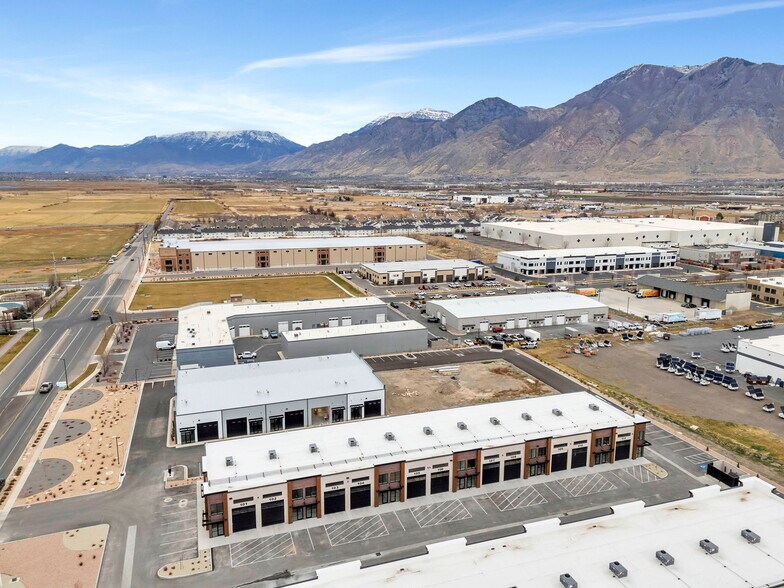 More Photos Of 3542 N Main St, Spanish Fork Warehouse For Lease