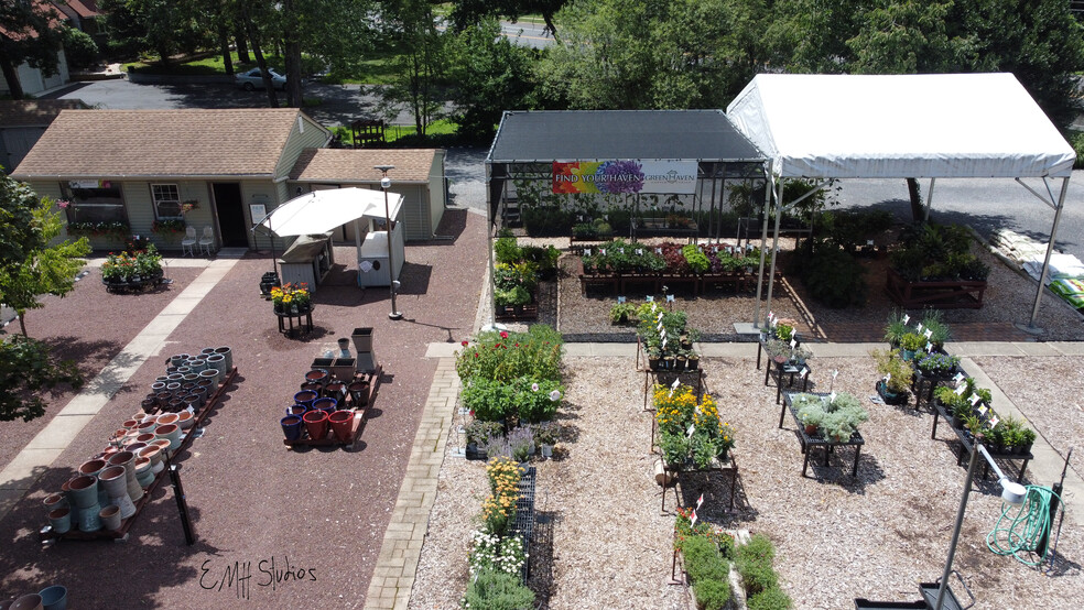 Primary Photo Of Quakerbridge Road, Hamilton Garden Center For Sale