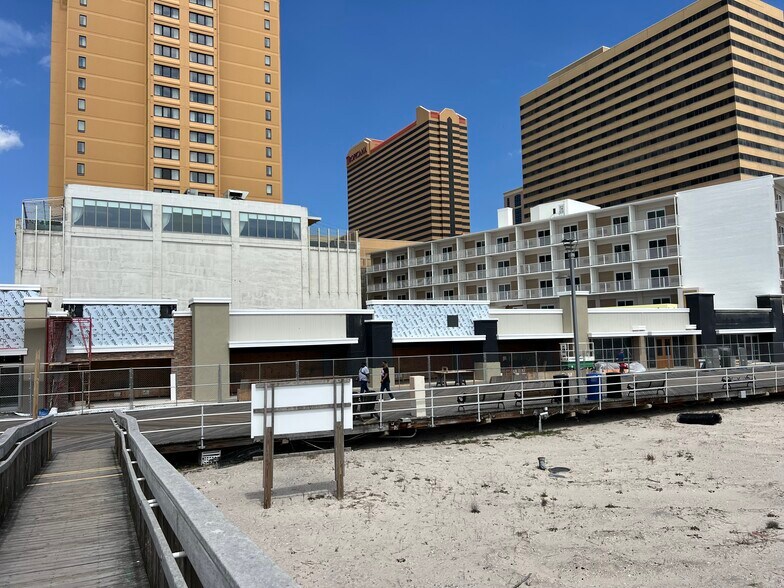More Photos Of 110 S Morris Ave, Atlantic City Hotel For Lease