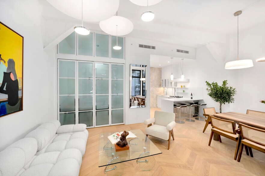 More Photos Of 14 Maiden Ln, New York Apartments For Sale