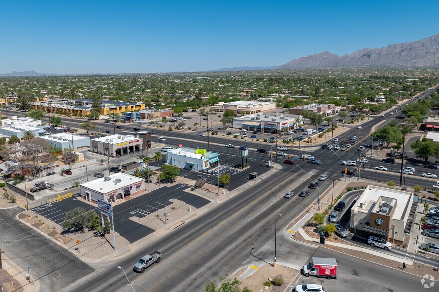 More Photos Of 4676 E Grant Rd, Tucson Fast Food For Sale