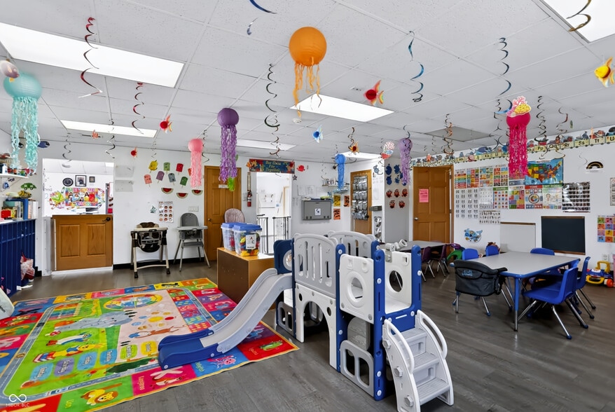 More Photos Of 5925 Kentucky Ave, Indianapolis Daycare Center For Sale
