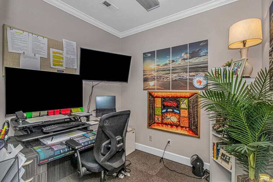 More Photos Of 955 Riverwood Dr, Murrells Inlet Office For Lease