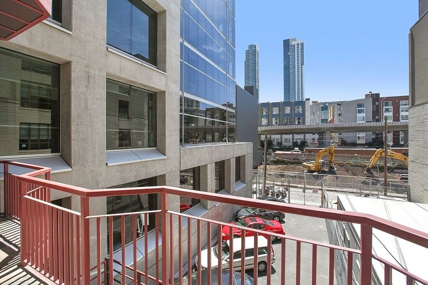More Photos Of 527-529 Howard St, San Francisco Office Residential For Lease