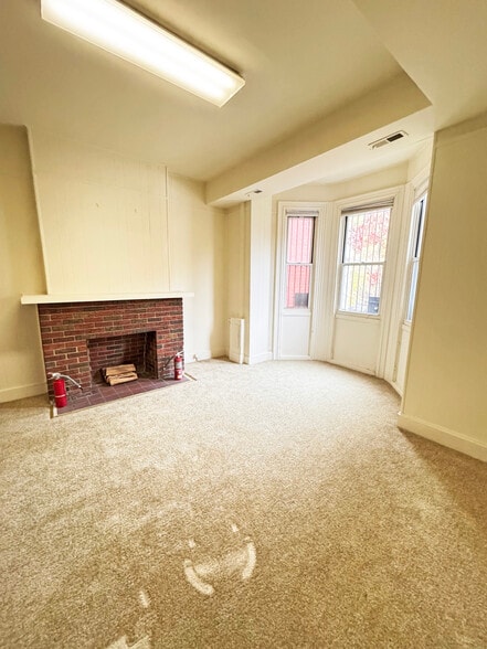 More Photos Of 1439 R St NW, Washington Land For Lease