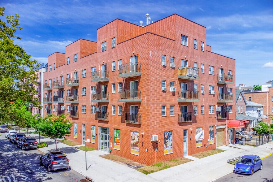 More Photos Of 7159 160th St, Flushing Apartments For Sale