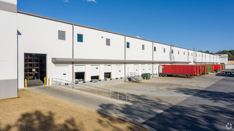 More Photos Of 4561 Greer Cir, Tucker Warehouse For Lease
