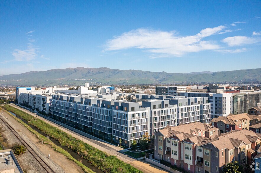 More Photos Of 1455 McCandless Dr, Milpitas Multifamily For Sale