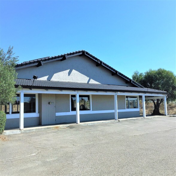 More Photos Of 5101 Montero Way, Petaluma Storefront For Lease