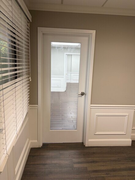 More Photos Of 3601 SE Ocean Blvd, Stuart Office For Lease