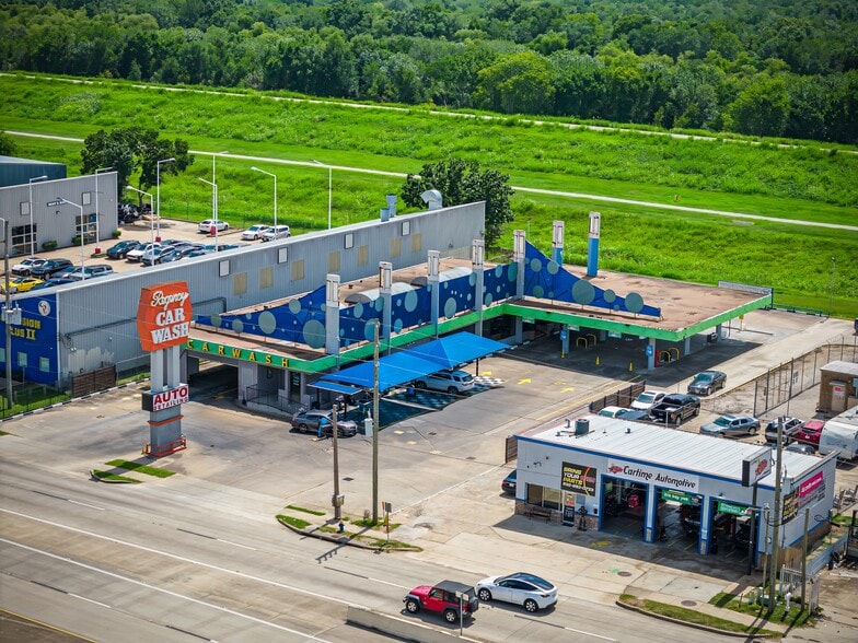 Primary Photo Of 506 Highway 6 S, Houston Carwash For Sale