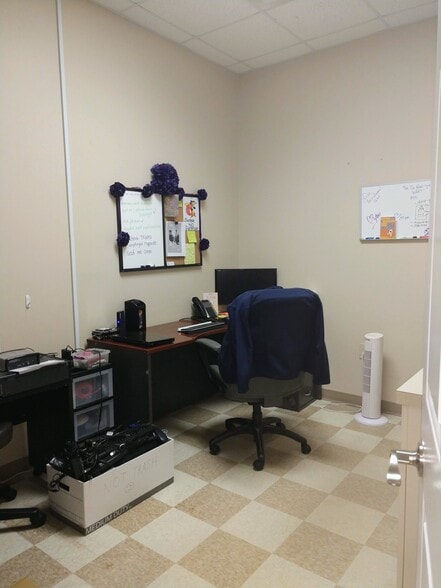 More Photos Of 308-316 Dolphin Dr, Jacksonville Medical For Lease